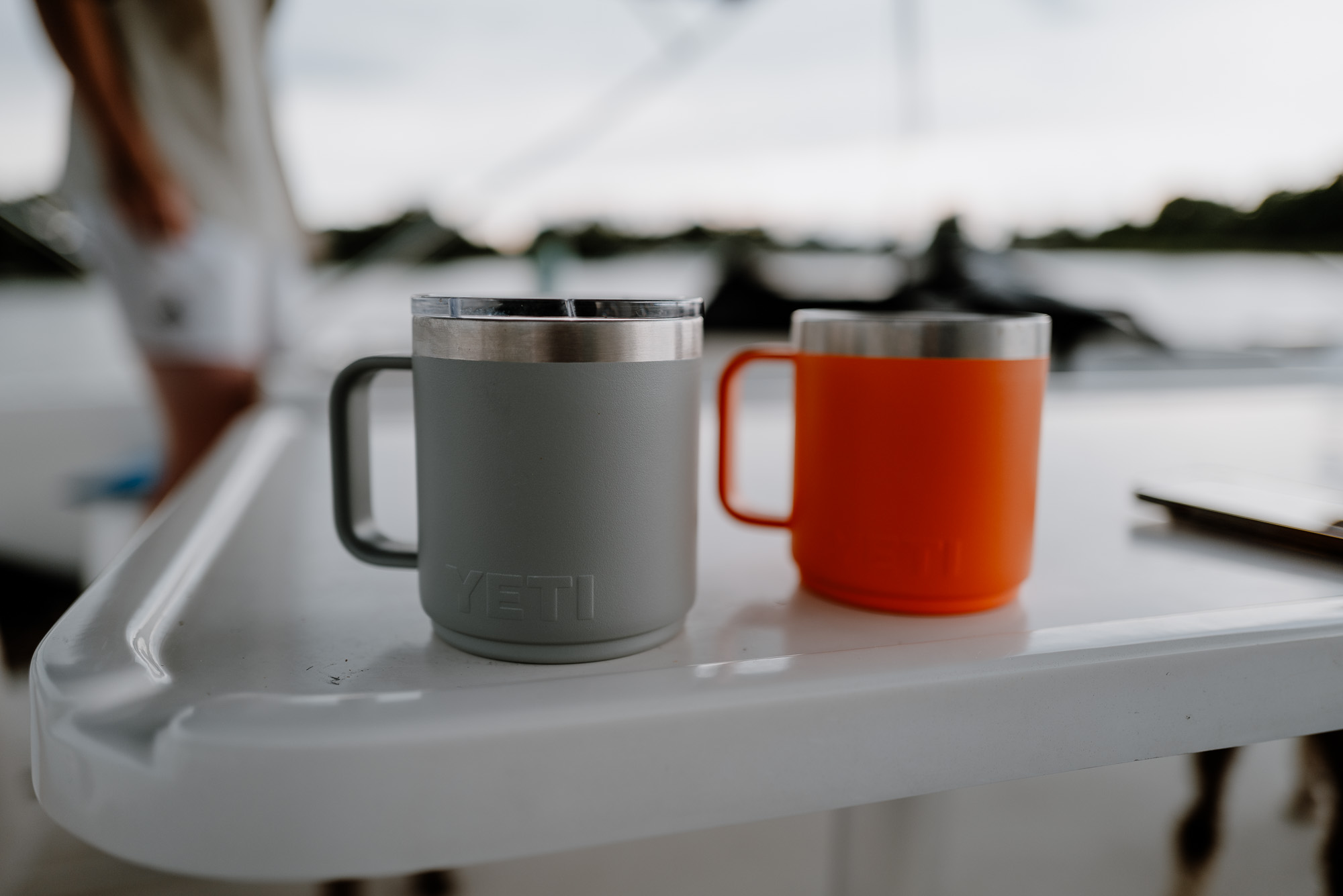 Der perfekte Begleiter: Die Yeti Rambler Thermotasse mit Deckel