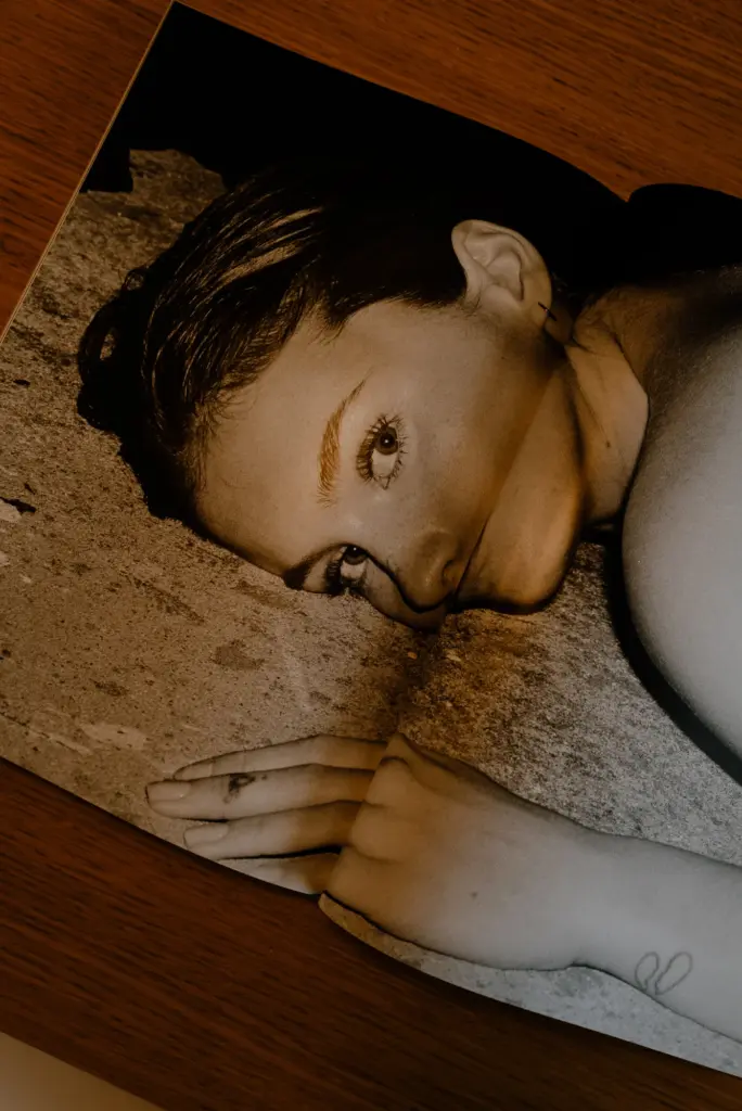 Feature im SWAN MAGAZIN Ausgabe 25 über meine Schwarz-Weiss-Fotografie 6 Ben Hammer Fotograf Köln